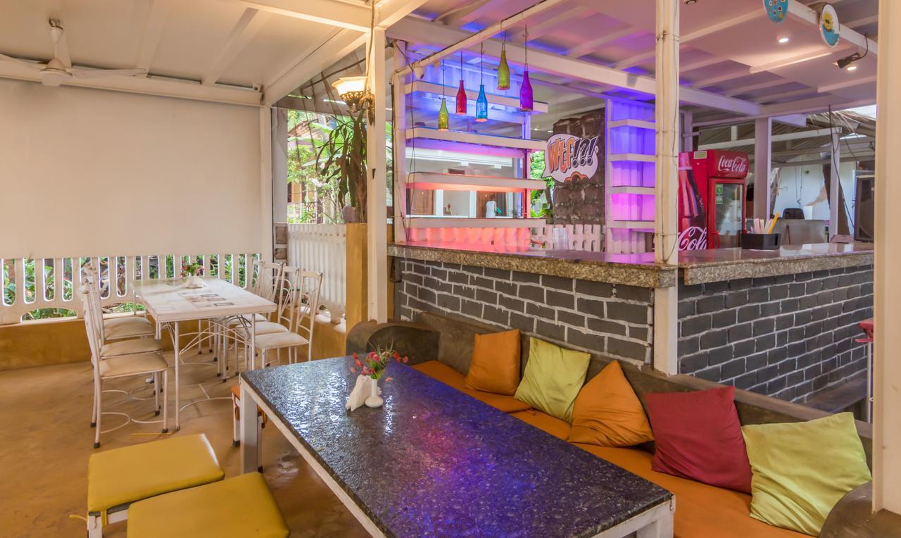 Wtf My House Hotel Baga Exterior foto